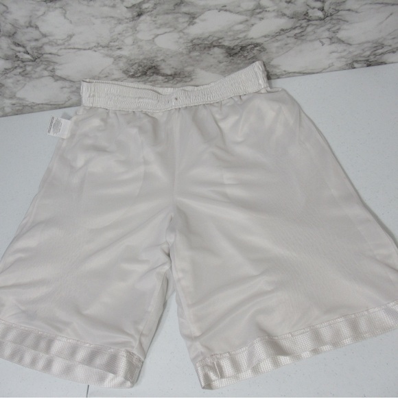 Nike Men’s White Basketball Shorts Size Large - Picture 11 of 16